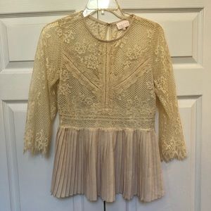 Anthropologie Entro Ivory lace peplum blouse